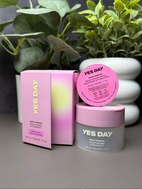 Whip Dream Moisturizer – Pink Hydrating Cream